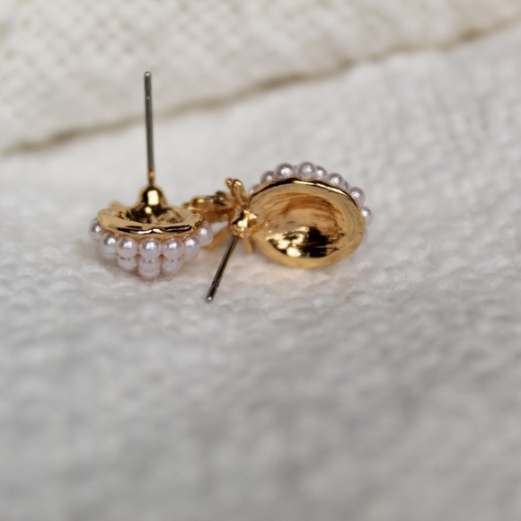 Pineapple Studs with Simulated Pearls and Gold Top - Picture 4 of 4